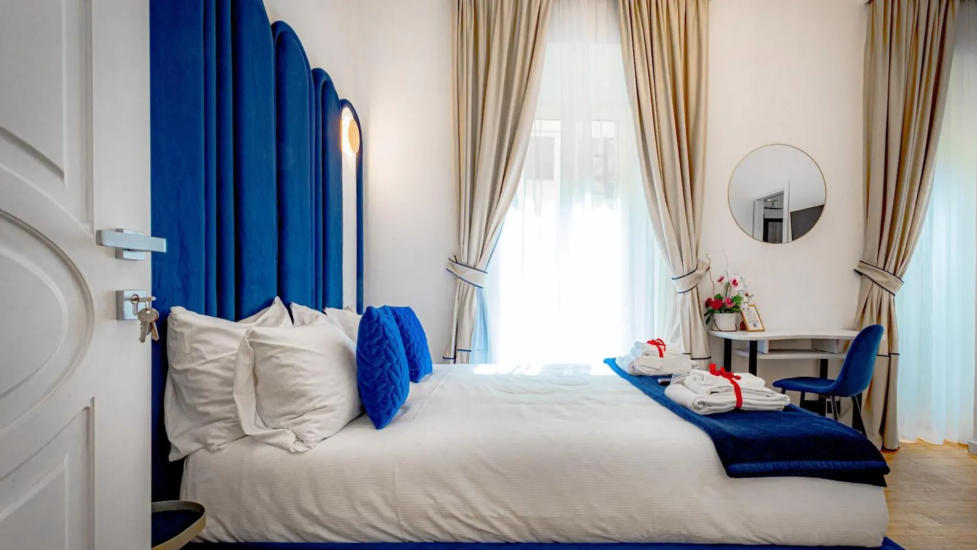 Historical Center Hotel Roma 3*,