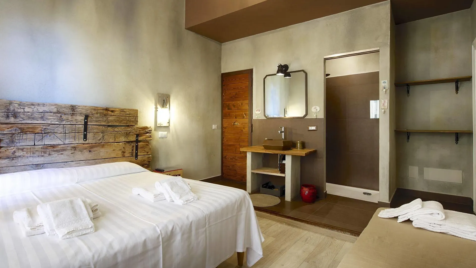 *** Casa de hóspedes Historical Center Hotel Roma Itália
